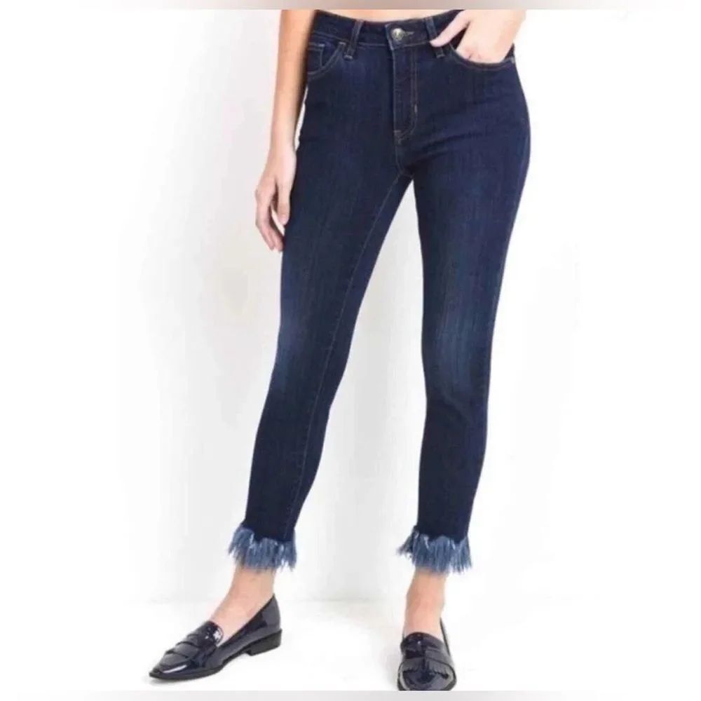 Just Black High Waist Dark Wash Ankle Frayed Hem Jeans Size 26 BP111J